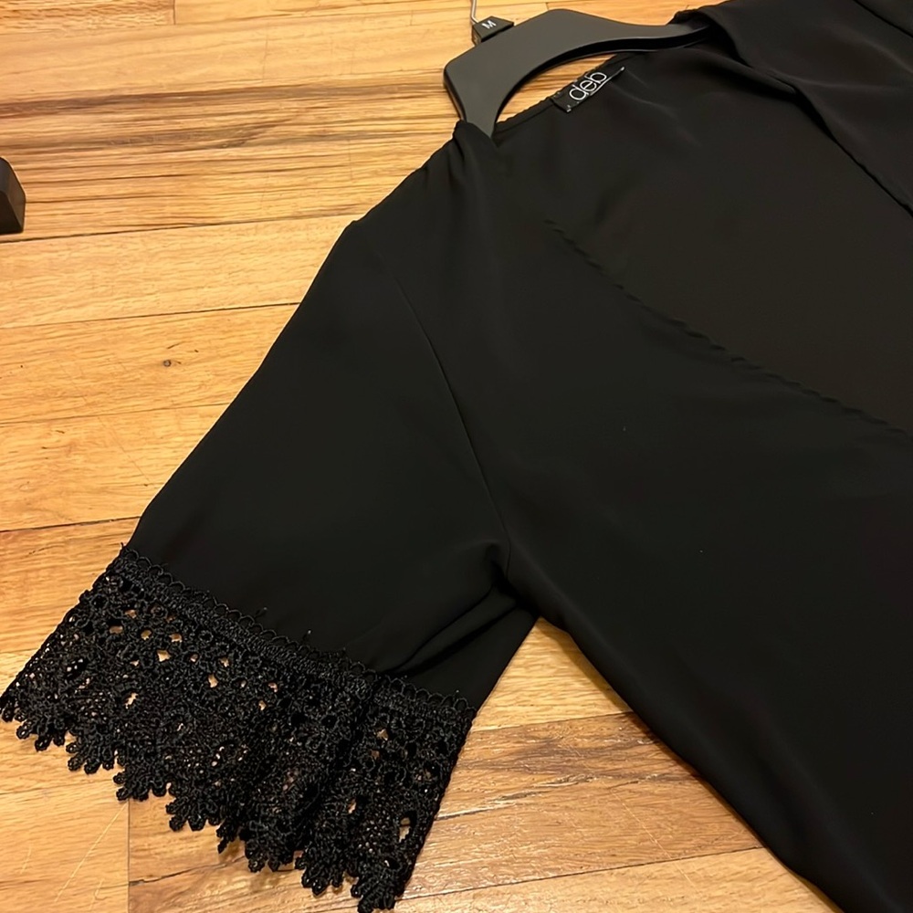 See thru great beach cover with elegant sleeves